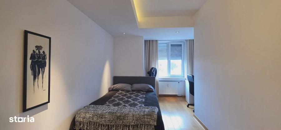 Apartament cu 4 camere în Central