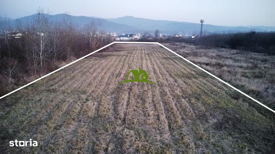 Teren de 3350 mp, în Mihăești
