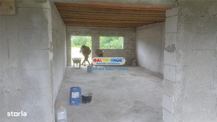 Casă cu 3 camere în Băbana