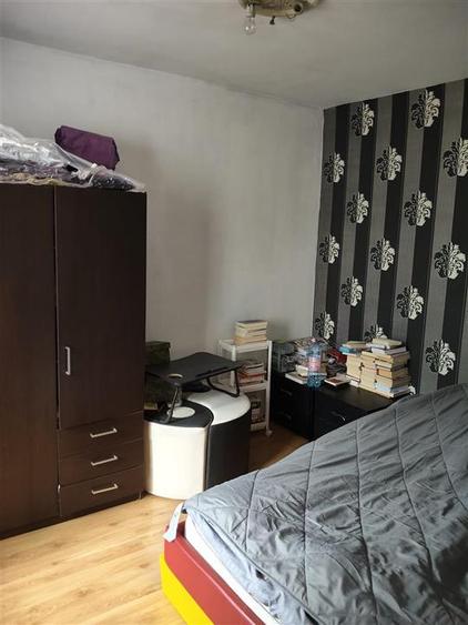 Apartament cu 2 camere semidecomandat în Girocului