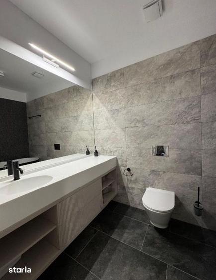 Apartament cu 4 camere decomandat în Nerva Traian