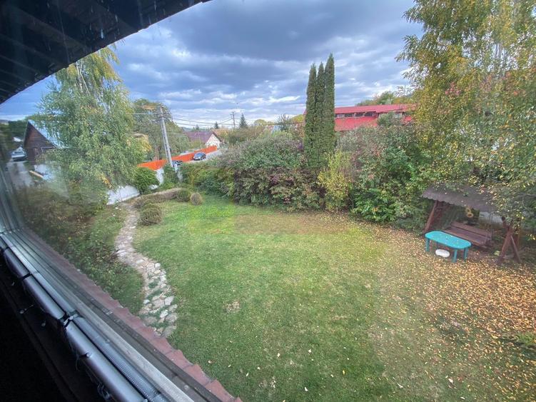 Vila de vânzare cu 4 camere în Breaza - 2