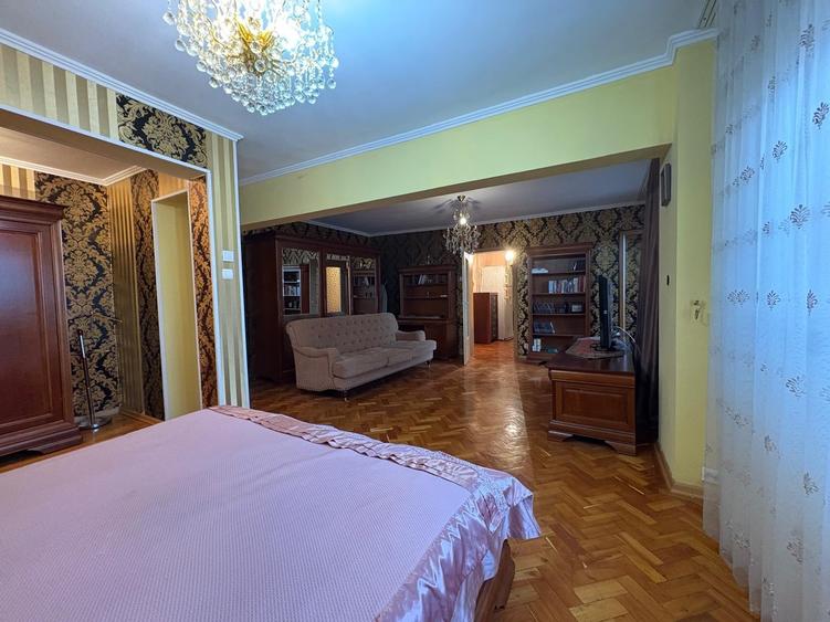 Apartament cu 4 camere de vanzare in zona Mosilor - Eminescu - 14