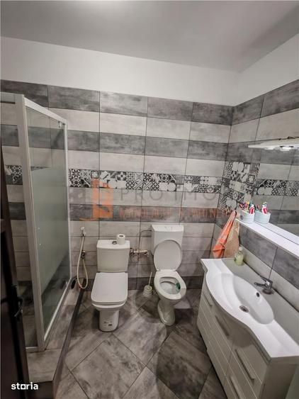 Casă cu 4 camere semidecomandat în Băceni