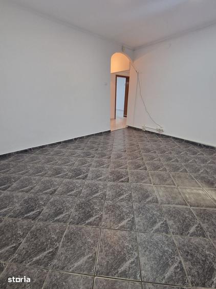 Spațiu comercial, de 60 mp, în Rahova