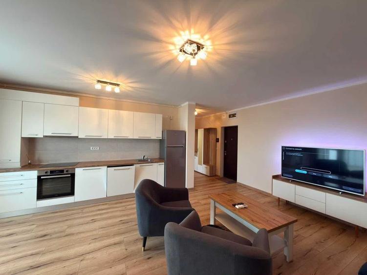 Apartament cu 2 camere decomandat în Spitalul Județean