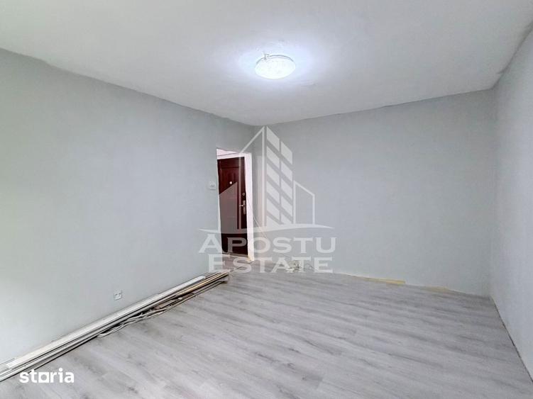 Garsonieră decomandată în Blașcovici