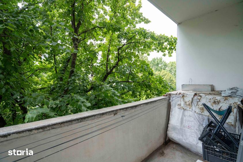 Apartament cu 3 camere în Decebal