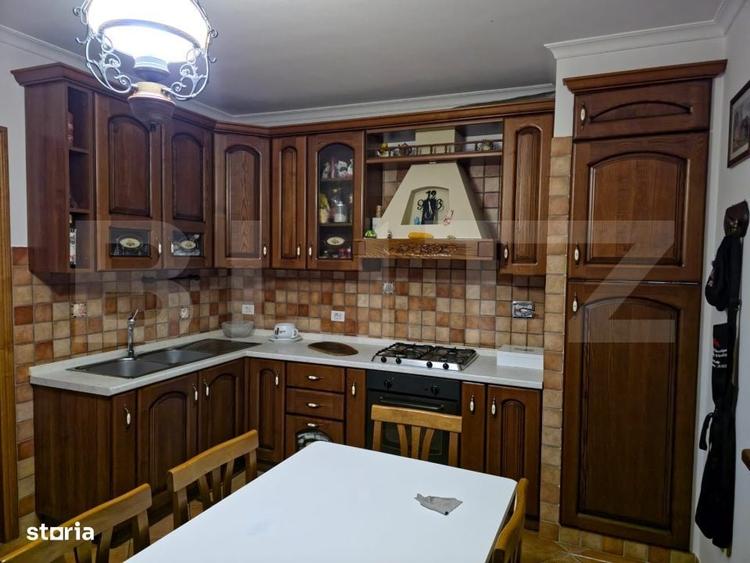 Casă cu 4 camere cu Teren 1000 Mp în Central