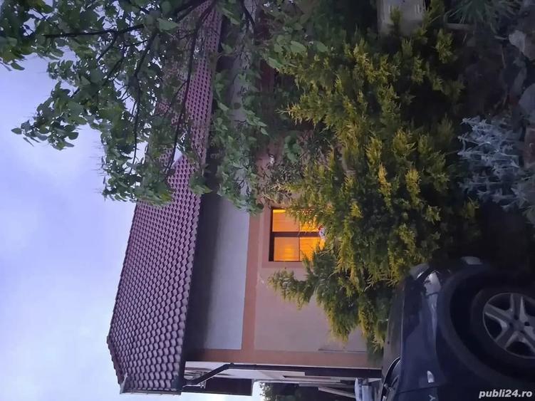 Casă cu 3 camere în Central