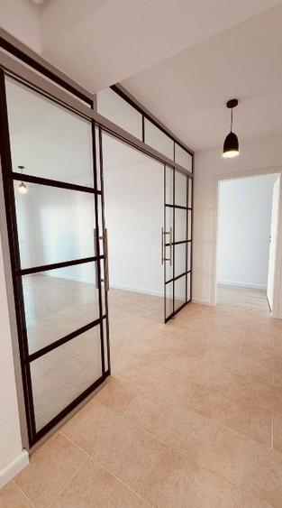 Apartament cu 2 camere decomandat în Griviței