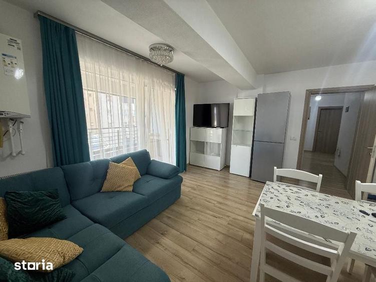 Apartament cu 3 camere în Cetate