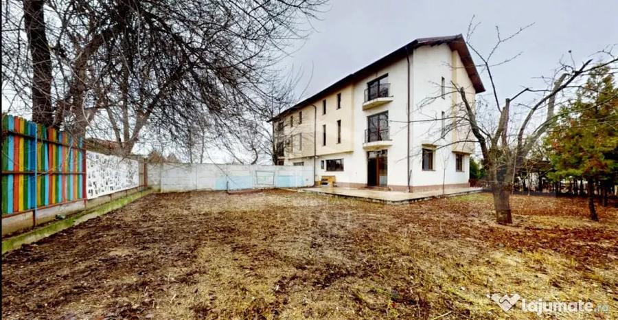 Casa P + E + M parte din duplex, 226.78 mp, 571 mp teren, z - 3