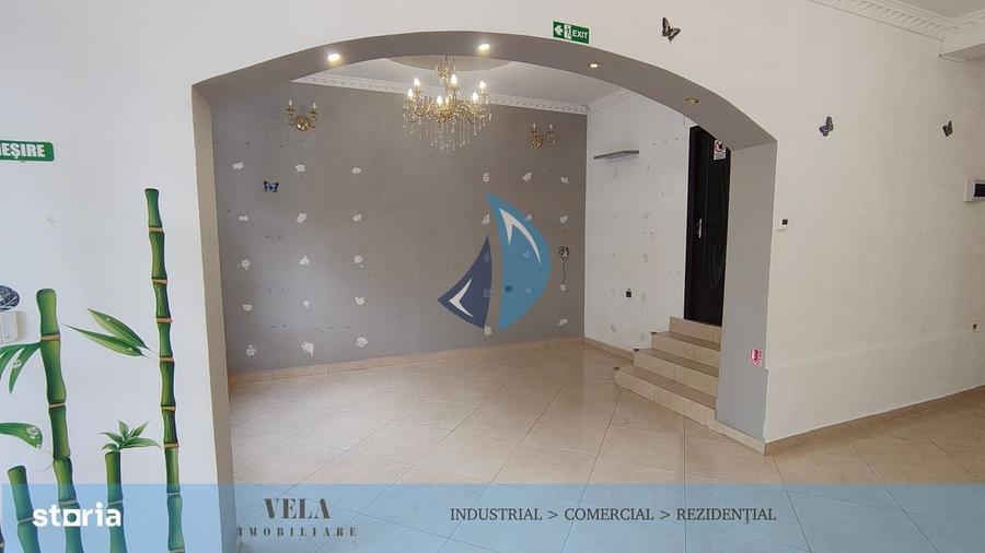 Spațiu comercial, de 64 mp, în Central