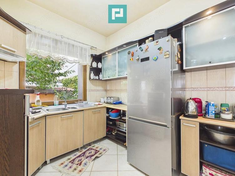 Casă cu 6 camere cu Teren 500 Mp în Ultracentral
