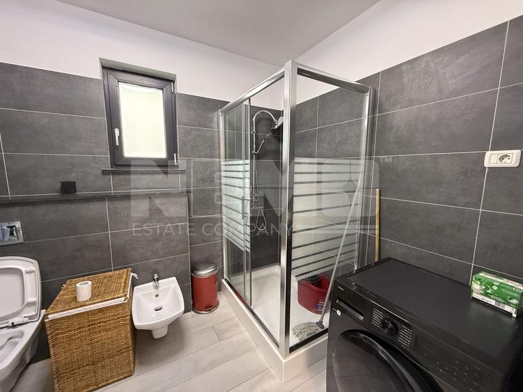 Apartament cu 3 camere decomandat, mobilat în Ultracentral