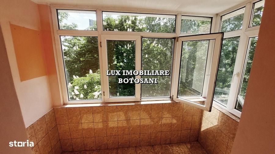 Apartament 2 camere, zona Scolii 8, etaj 3 - 7