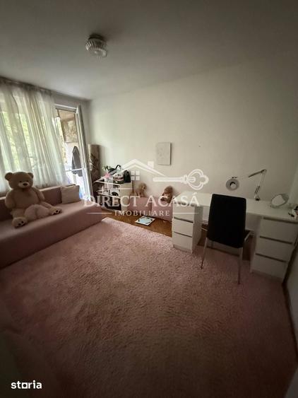 Apartament cu 3 camere în Tudor Vladimirescu