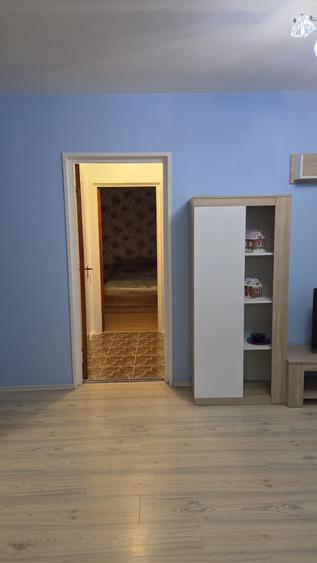 Apartament cu 2 camere semidecomandat în Florilor