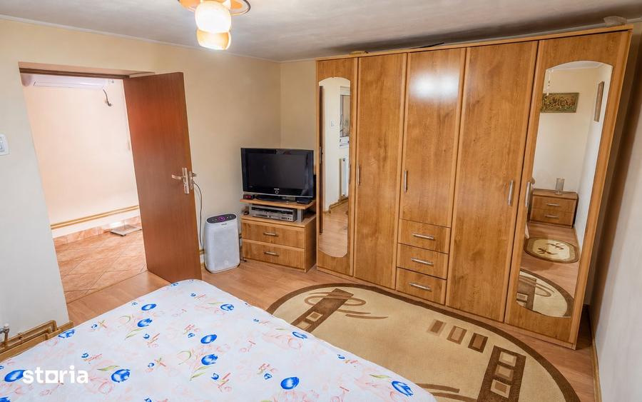 Casă cu 3 camere cu Teren 232 Mp în Ghencea