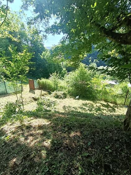 Casă cu 4 camere cu Teren 200 Mp în Buru