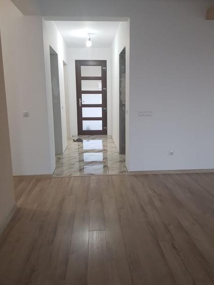 Casă cu 4 camere în Valea