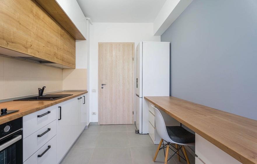 Apartament cu 2 camere decomandat în Drumul Taberei