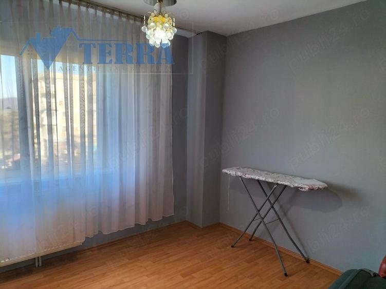 Apartament cu 4 camere decomandat în Ultracentral