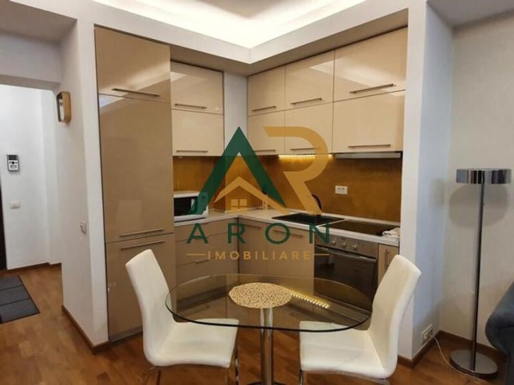 Apartament cu 2 camere semidecomandat, mobilat în Mihai Bravu