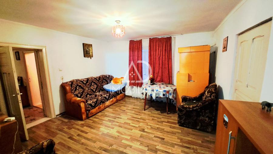 Casă individuală cu 5 camere cu Teren 3036 Mp în Sitești