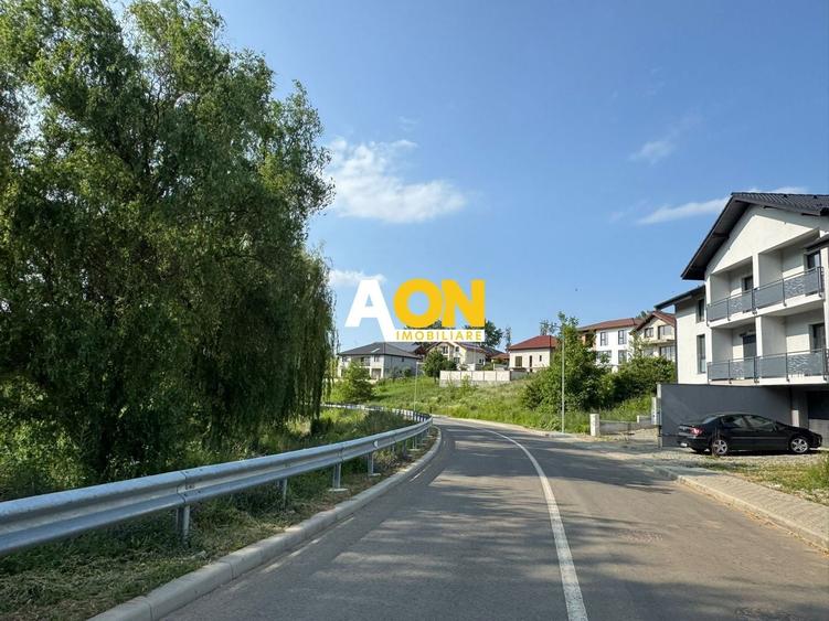 Teren Construcții intravilan de 830 mp, în Central