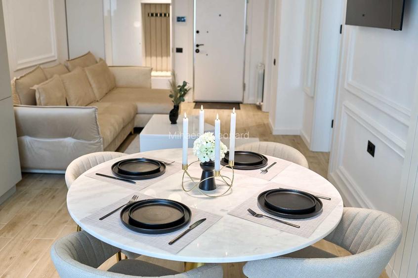 Inchiriere apartament 2 camere vedere superba la mareAlezzi Infinity