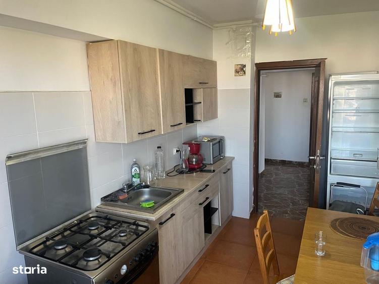 Apartament cu 3 camere în Republicii