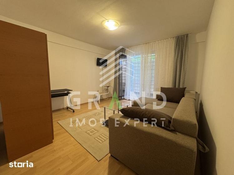 Garsonieră decomandată în Între Lacuri