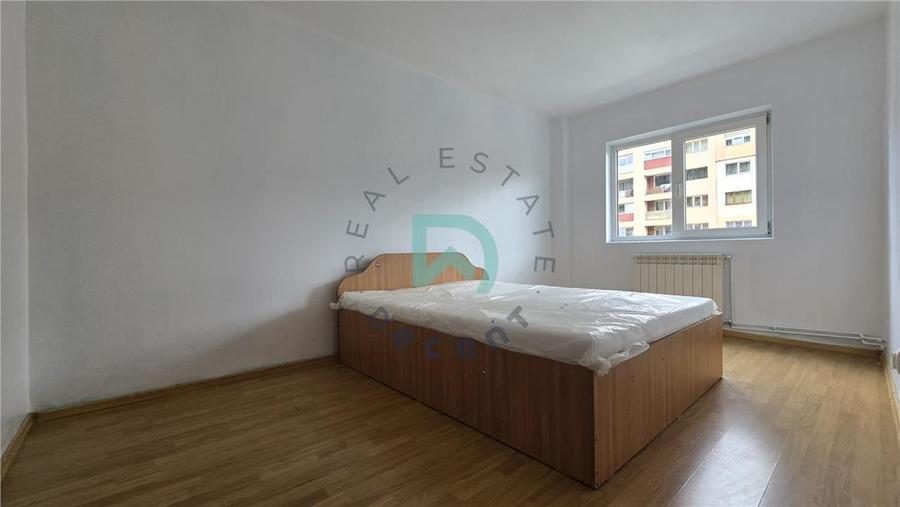 Apartament cu 2 camere decomandat în Răcădău