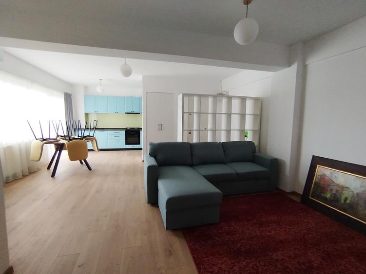 Apartament 2 camere Str. București cu parcare subterană - 1