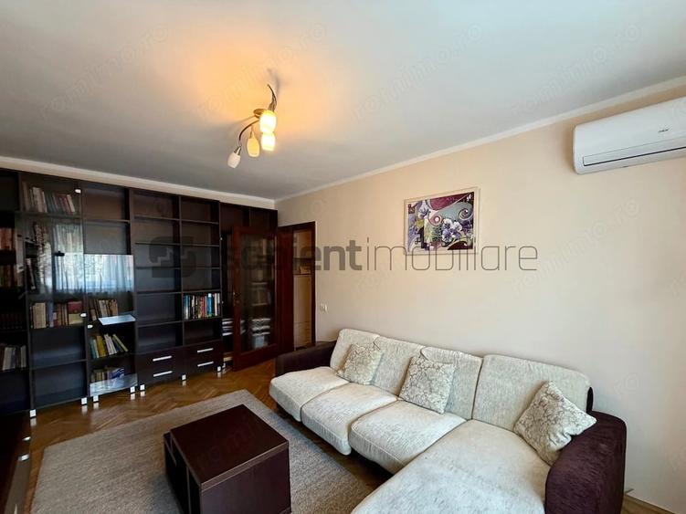Apartament cu 3 camere | Pia?a Ceta?ii Centru Civic, Oradea - 12