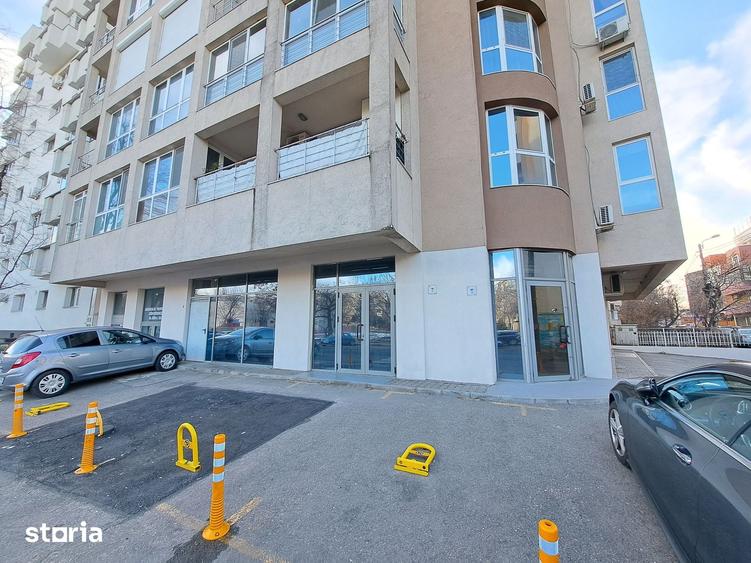 Spațiu comercial, de 143.03 mp, în Vitan