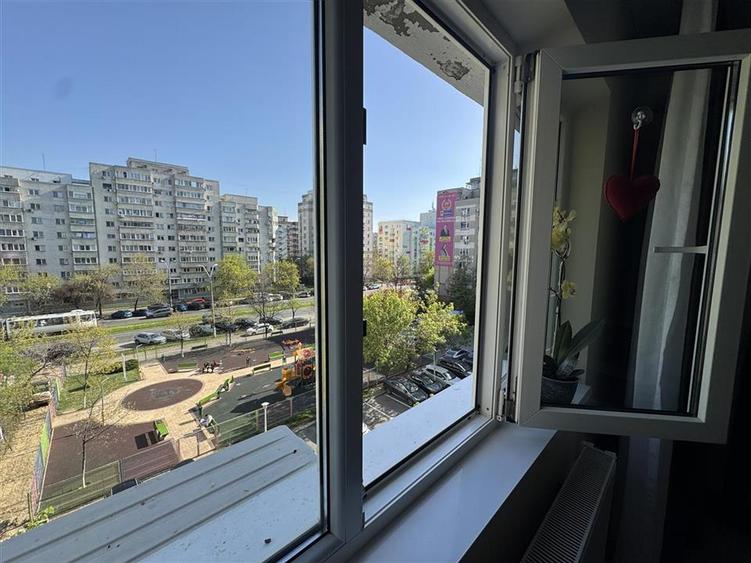 Apartament cu 2 camere decomandat, mobilat în 13 Septembrie