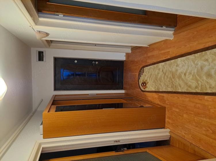 Apartament cu 3 camere decomandat în Faleza Nord