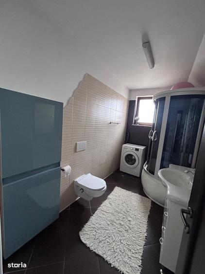 Apartament cu 3 camere decomandat în Ciupercenii Noi