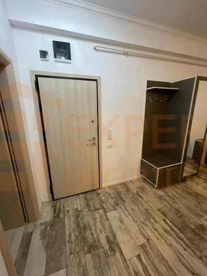 Apartament cu 2 camere semidecomandat, mobilat în Mamaia-Sat