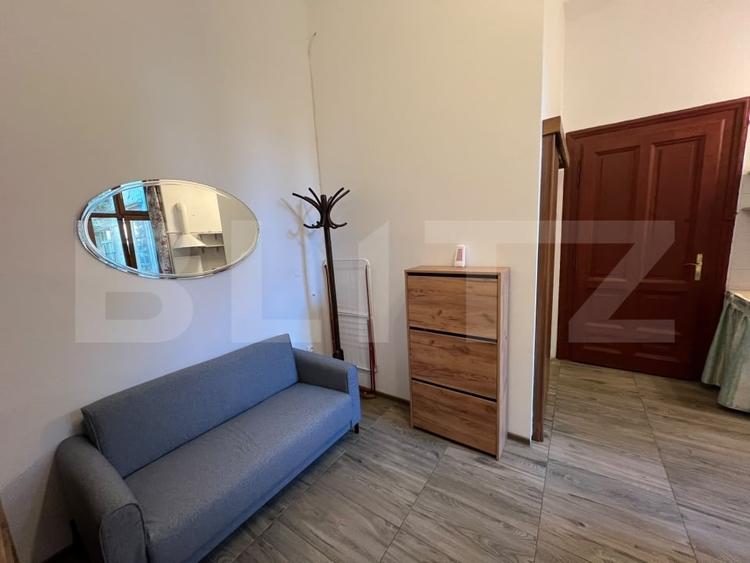 Apartament cu 2 camere nedecomandat, mobilat în Medicină