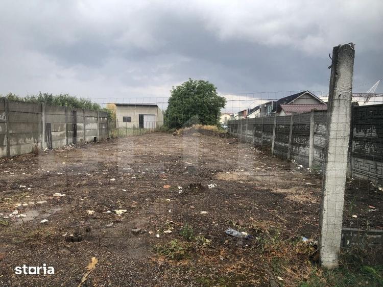 Teren de 1700 mp, în Sud