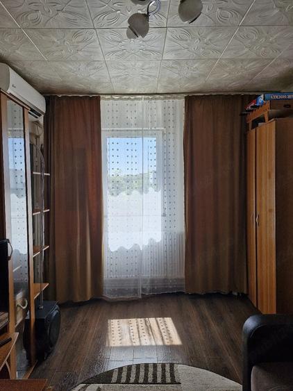 Apartament cu 2 camere nedecomandat în Central