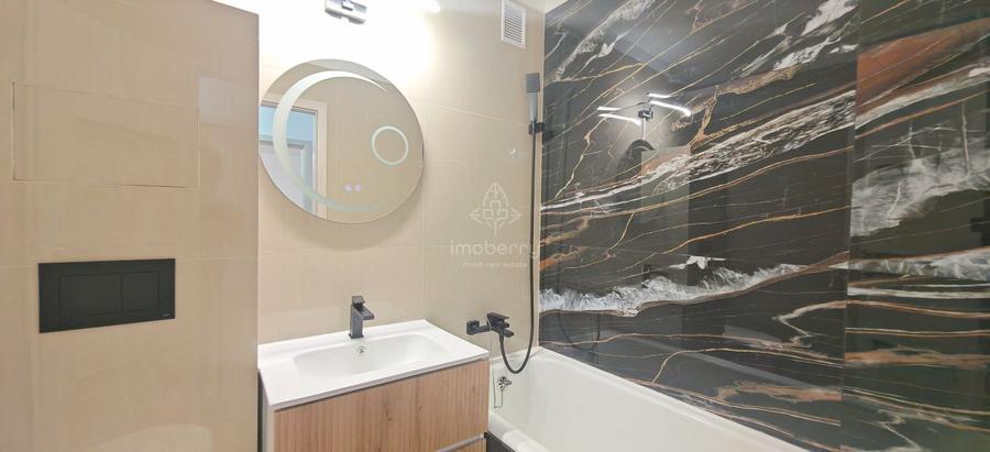 Apartament cu 3 camere decomandat în Virtuții