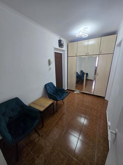 Apartament cu 2 camere semidecomandat în Vest