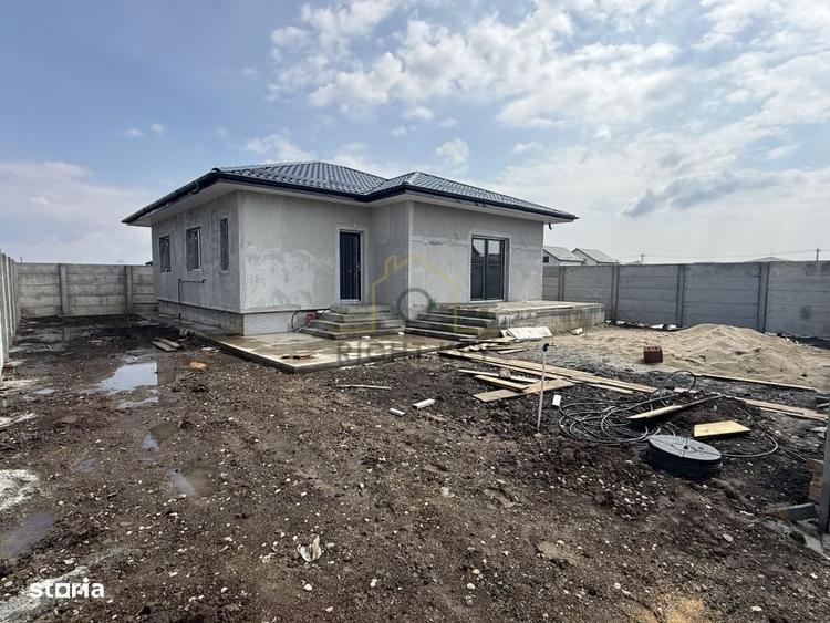 Casă cu 4 camere cu Teren 340 Mp în Central
