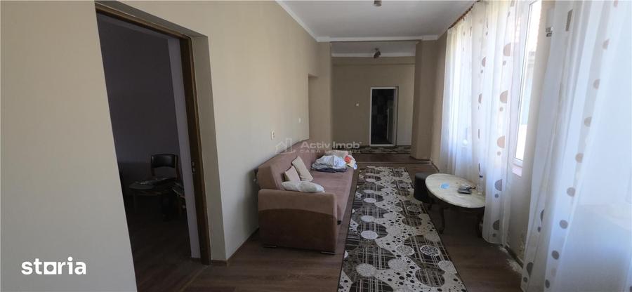 Casă cu 4 camere cu Teren 464 Mp în Central