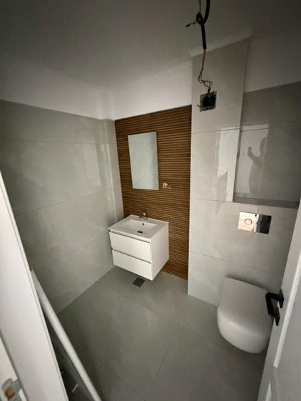 Apartament cu 3 camere decomandat în Păcurari